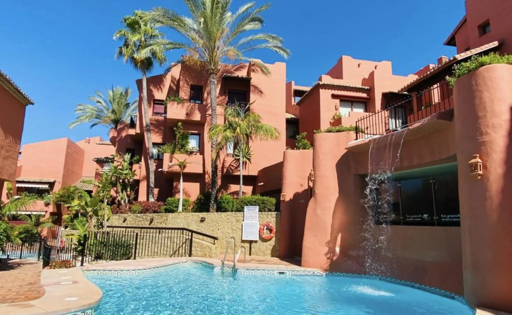 Lovely Elviria Apartment 200M From The Beach Marbella