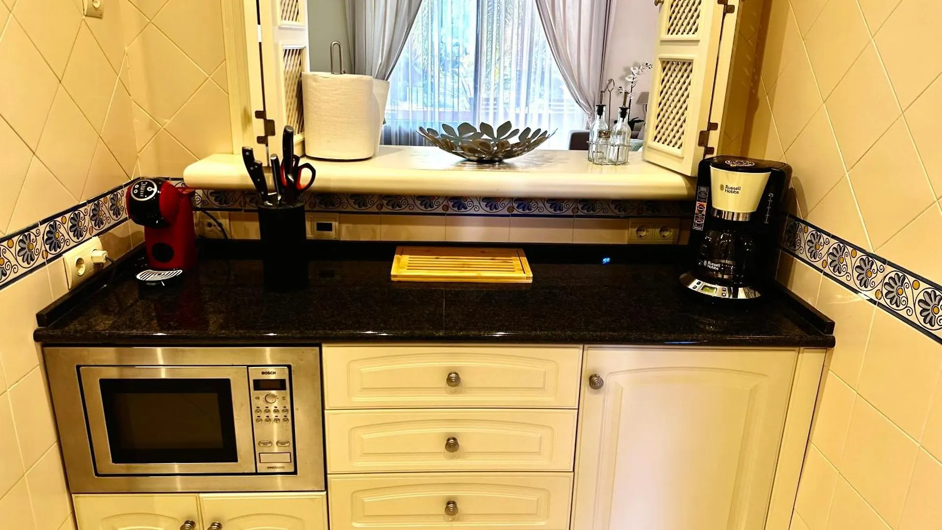 Lovely Elviria Apartment 200M From The Beach Marbella